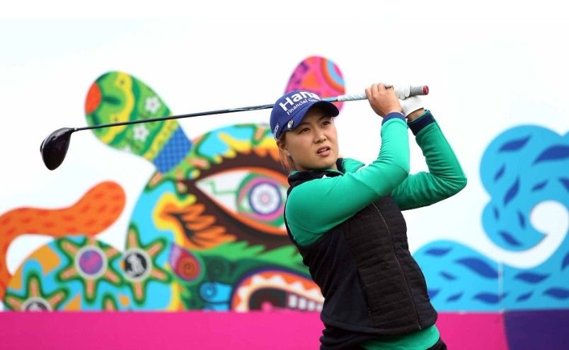 LPGA Swinging Skirts Leaderboard